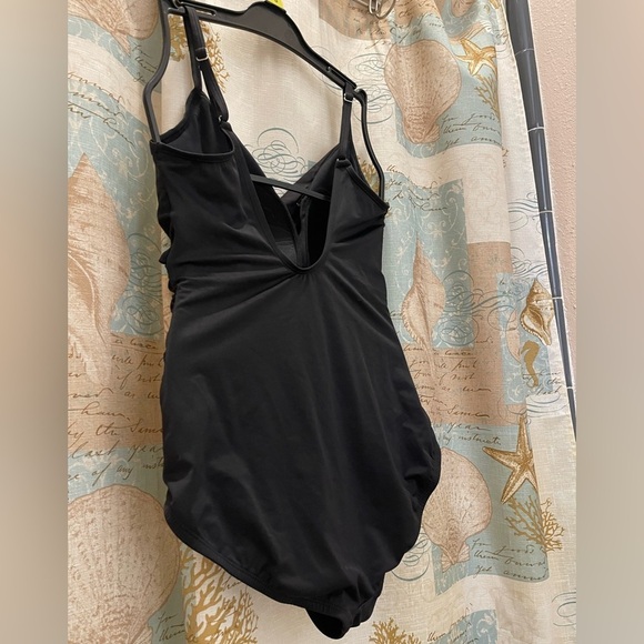 Embrace Your Curves Miracle Brands Solid Black One Piece Ruffle Swim Suit 12/14 - Picture 5 of 8